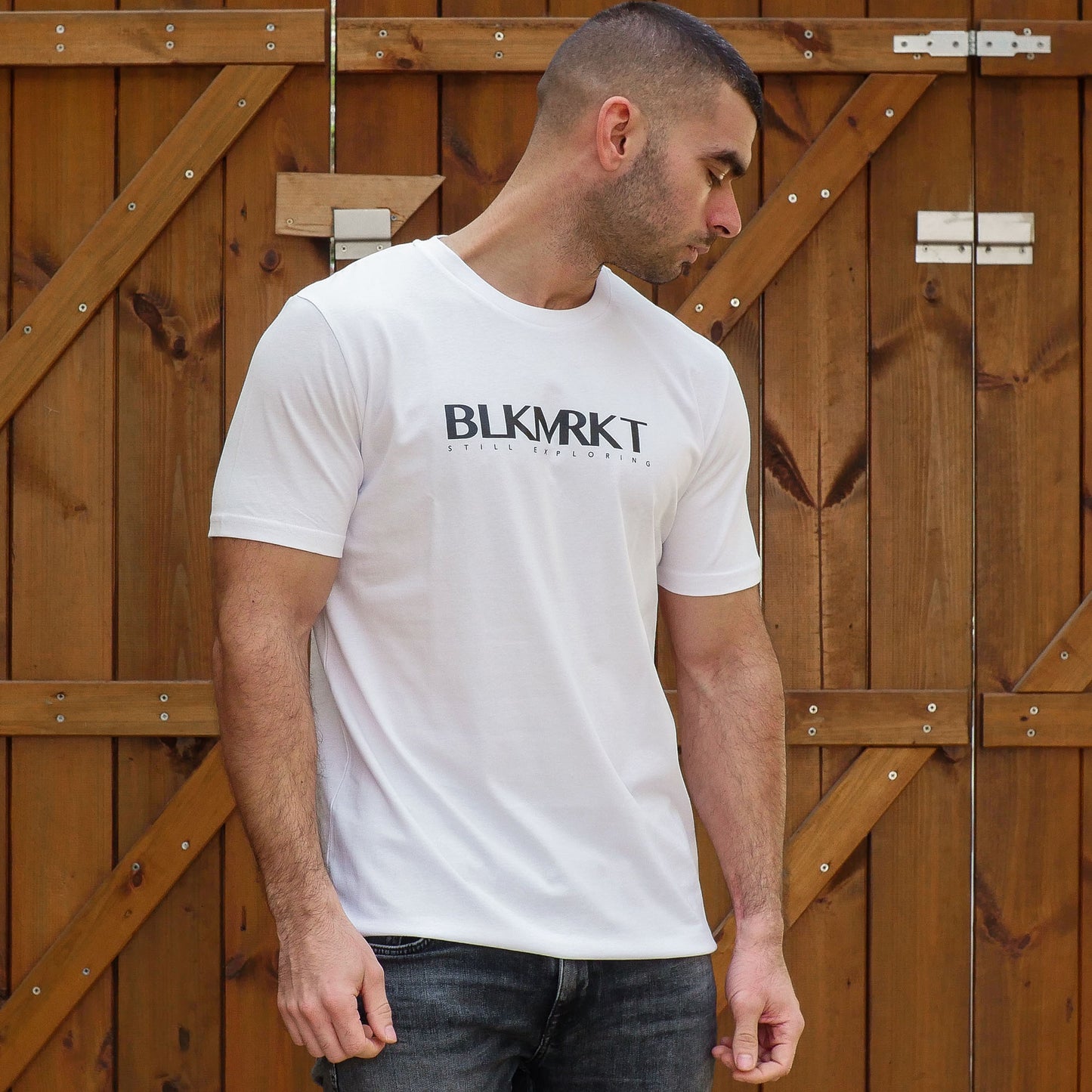 T-Shirt - Still Exploring - Blanc