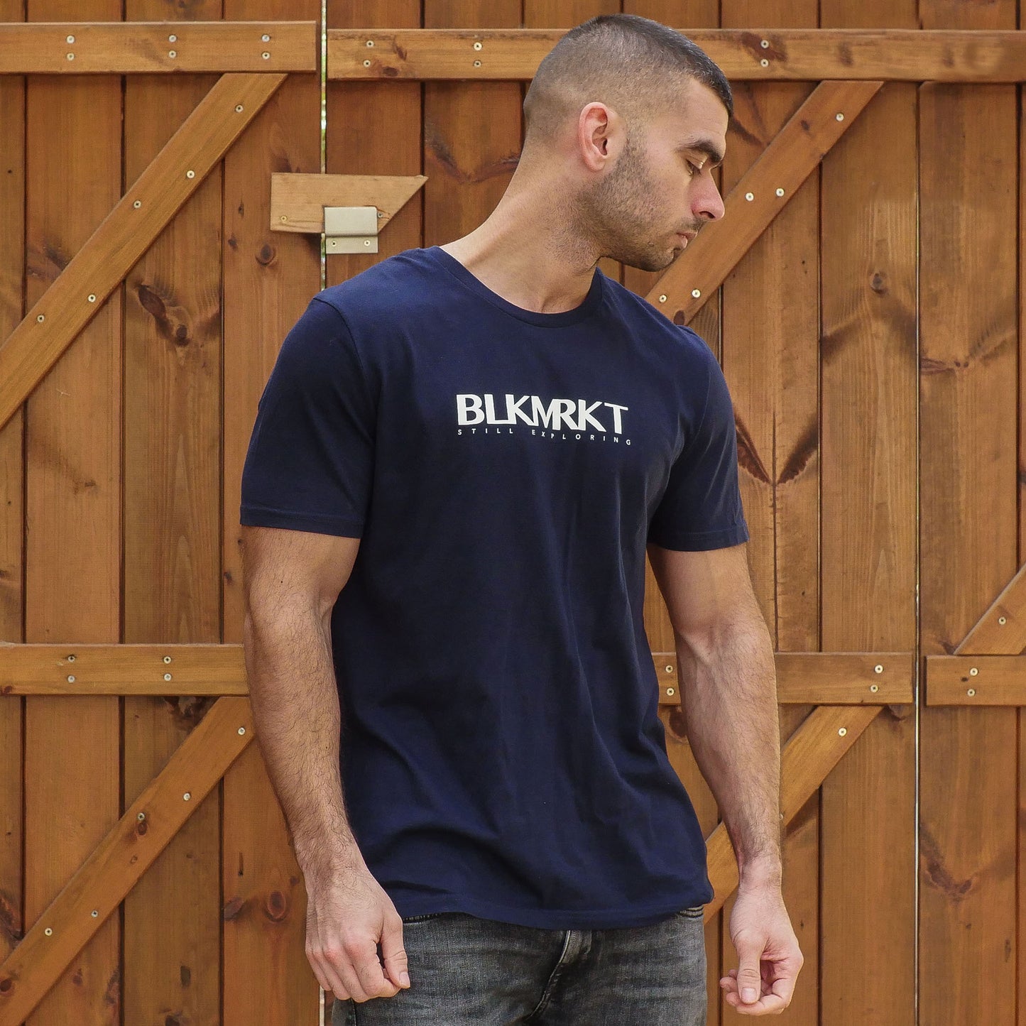T-Shirt - Still Exploring - Bleu Navy
